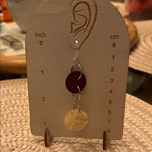 Chic Two-Tone Button Earrings - Picture 4 of 4